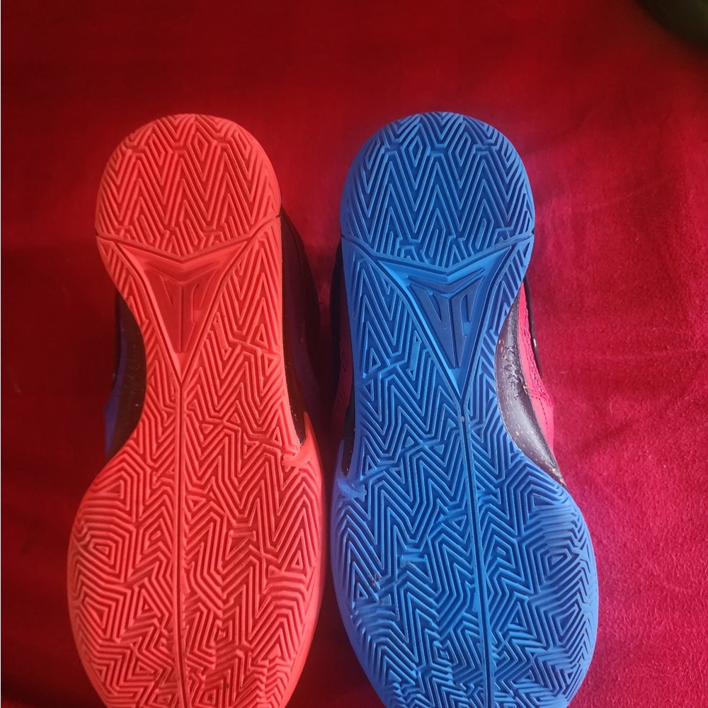 Nike Athletic Shoes Red and Blue Soles